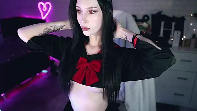  Uindi  online show from December 11, 5:26 pm