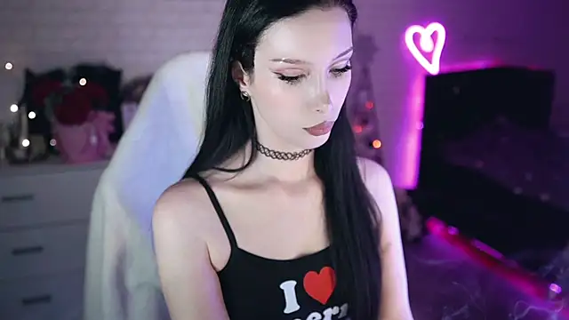  Uindi  online show from February 23, 5:39 pm