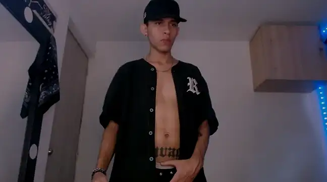 Samuel Suarez online show from January 25, 10:50 pm