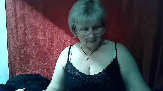 Gina Marlyn online show from April 8, 7:14 pm