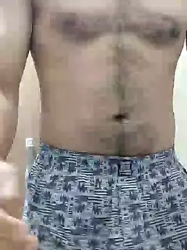 Snapshot of sukku3 chatting on March 1, 4:47 am sukku3 online show from March 1, 4:47 am