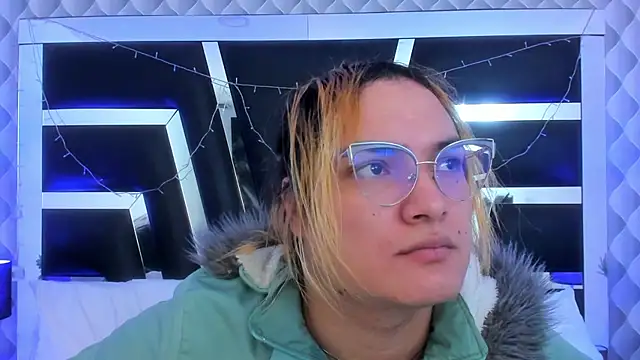 Snapshot of katya_kozlov chatting on September 20, 5:30 am katya kozlov online show from September 20, 5:30 am