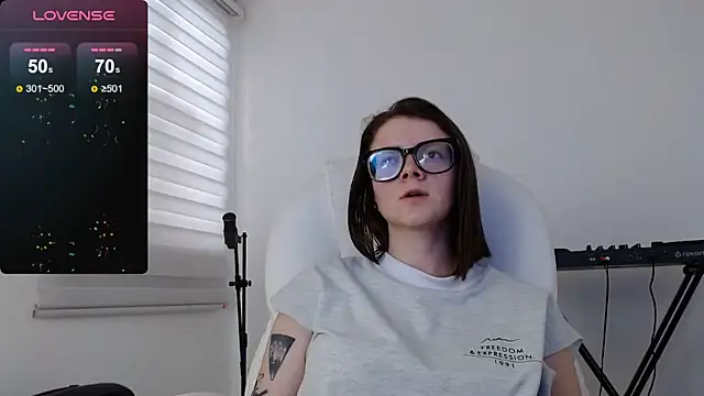 Arya starrk online show from December 24, 5:23 pm