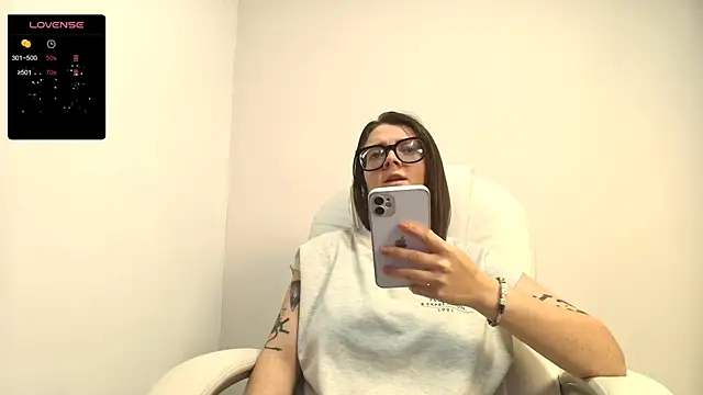 Arya starrk online show from February 10, 2:16 pm