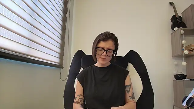 Arya starrk online show from January 6, 1:26 pm