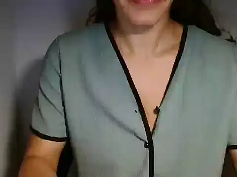 Snapshot of melaniepatterson chatting on October 15, 2:06 pm melaniepatterson online show from October 15, 2:06 pm