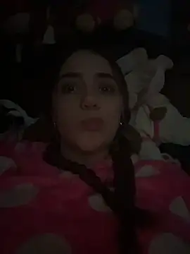 Snapshot of ShelbyHagen chatting on November 3, 2:46 am ShelbyHagen online show from November 3, 2:46 am