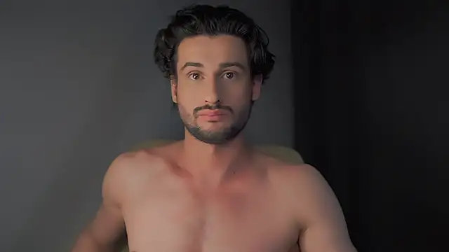 Keen   Luckystrike online show from January 8, 5:15 pm