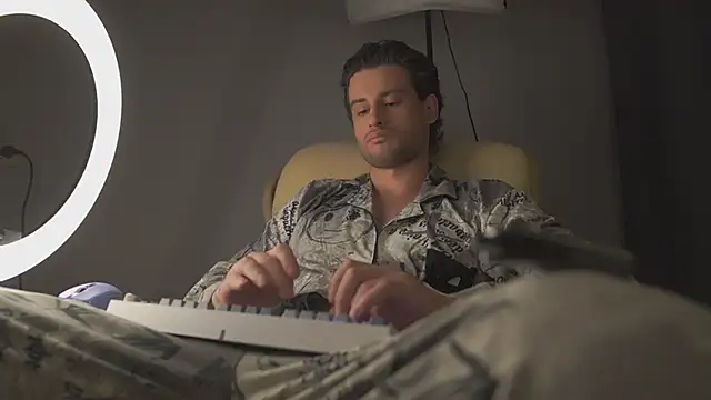 Keen   Luckystrike online show from March 21, 12:51 am