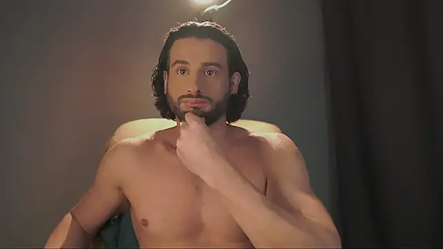 Snapshot of Keen___Luckystrike chatting on January 17, 8:30 am Keen Luckystrike online show from January 17, 8:30 am