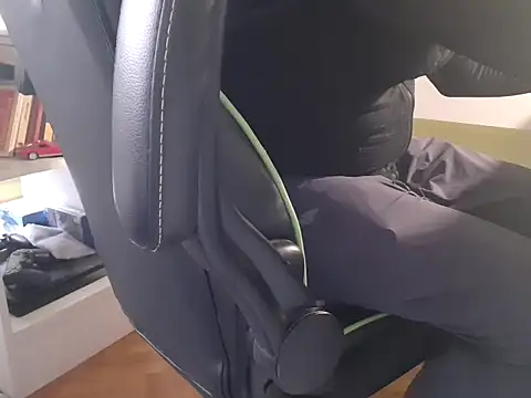 feathersify online show from February 4, 6:41 am