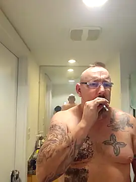 Littledick007007 online show from December 22, 11:40 am