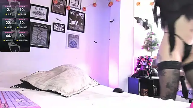 gothic do11 online show from December 11, 9:01 pm