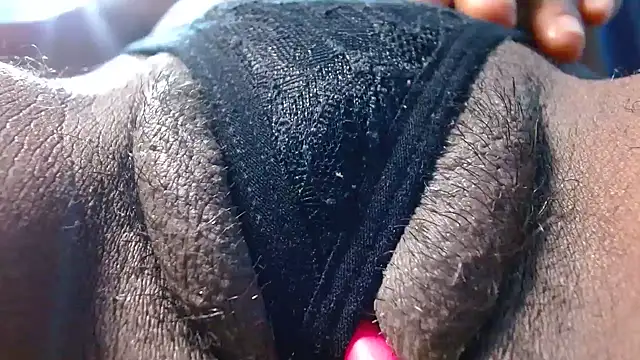 bethanywilson 23 online show from April 21, 7:06 pm