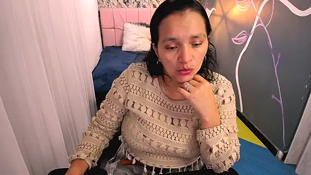 Snapshot of MarilynMiilf_ chatting on March 11, 6:52 pm MarilynMiilf online show from March 11, 6:52 pm