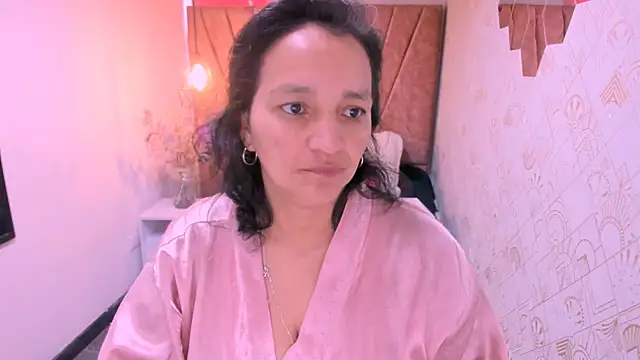 Snapshot of MarilynMiilf_ chatting on October 3, 7:55 pm MarilynMiilf online show from October 3, 7:55 pm
