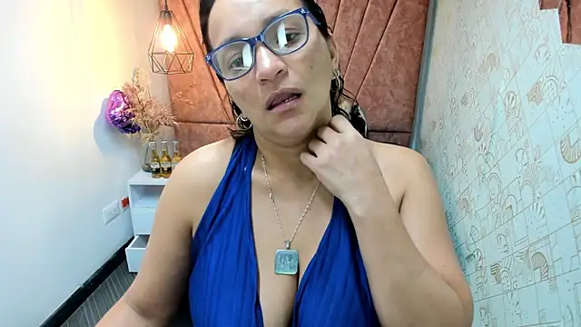 MarilynMiilf  online show from November 28, 7:38 pm