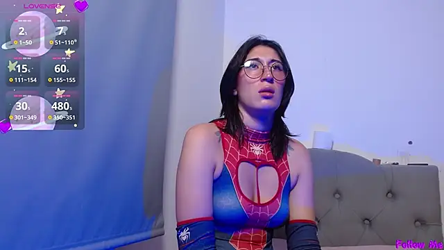 Snapshot of Red-moon1 chatting on February 17, 11:44 am Red-moon1 online show from February 17, 11:44 am