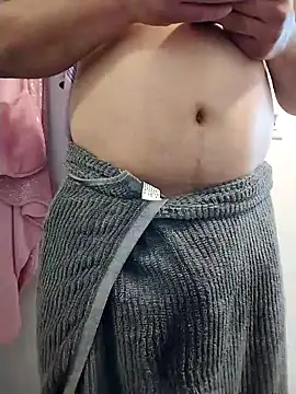 Snapshot of thickcocklatino chatting on December 18, 9:15 am thickcocklatino online show from December 18, 9:15 am