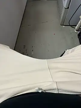 Snapshot of buri232 chatting on January 26, 10:55 am buri232 online show from January 26, 10:55 am