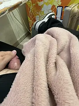 Snapshot of buri232 chatting on March 3, 5:07 pm buri232 online show from March 3, 5:07 pm