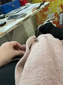 Snapshot of buri232 chatting on March 5, 7:38 am buri232 online show from March 5, 7:38 am