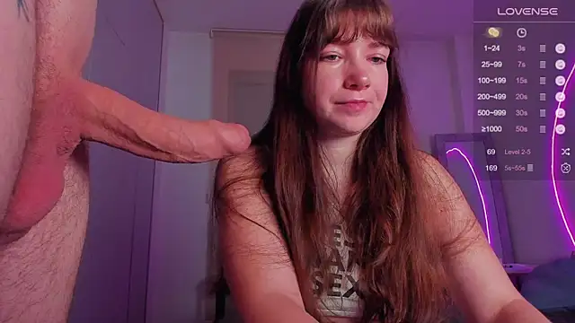 Snapshot of alicekaneky chatting on October 25, 12:07 am alicekaneky online show from October 25, 12:07 am