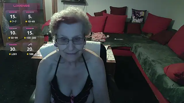 HeisseomaOriginal online show from January 20, 8:09 am