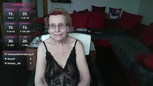 HeisseomaOriginal online show from February 14, 11:31 am