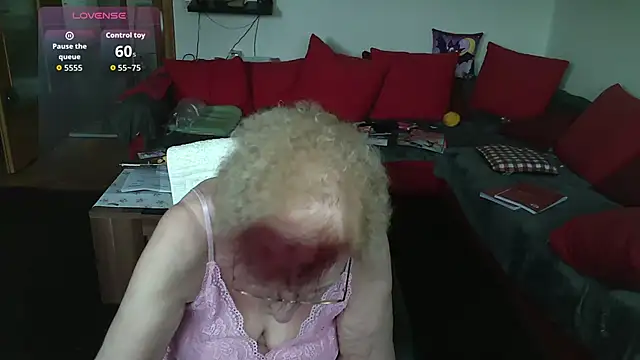 HeisseomaOriginal online show from January 13, 11:26 am