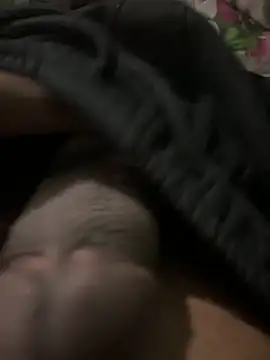 Snapshot of Ieatboth chatting on November 6, 3:02 pm Ieatboth online show from November 6, 3:02 pm