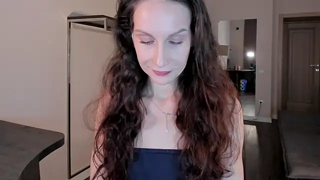 Mila Anders online show from December 18, 5:35 am