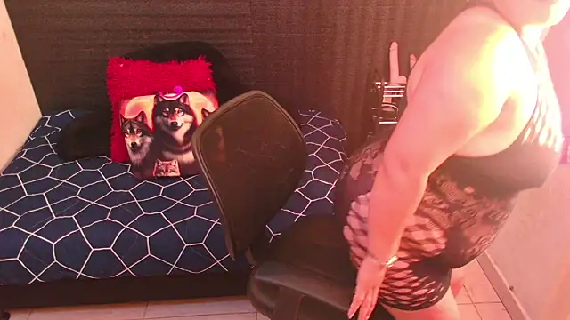 Diana Lozano online show from January 28, 2:10 pm