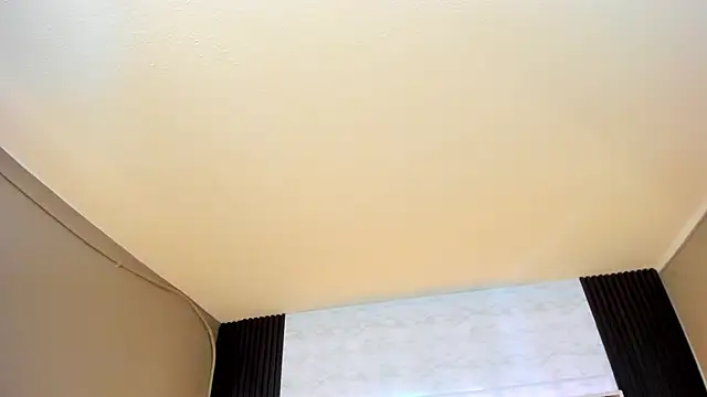 Linda4Petite online show from November 26, 5:47 pm