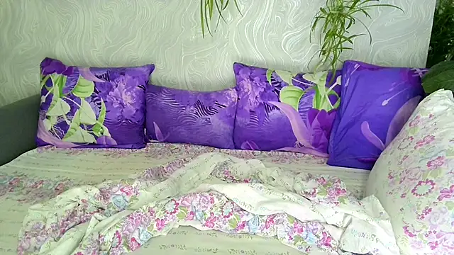 pink dawn online show from September 27, 12:48 am