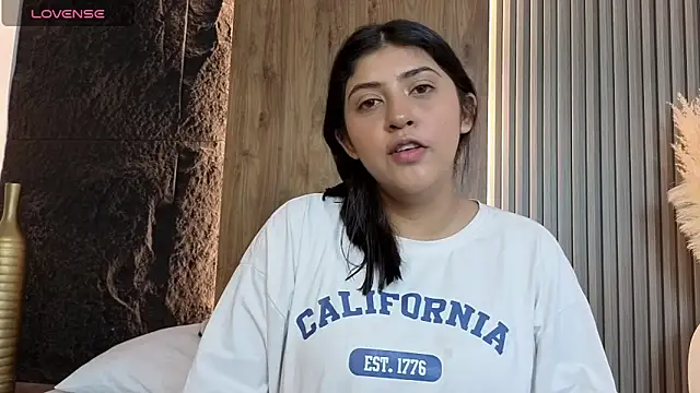 Snapshot of abby_miller26 chatting on February 5, 12:38 pm abby miller26 online show from February 5, 12:38 pm
