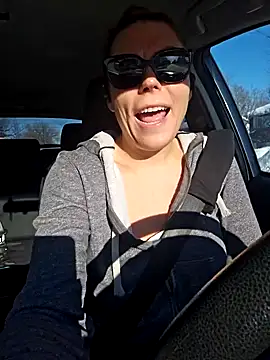 Ellie-L-Elizabeth online show from February 5, 2:16 pm