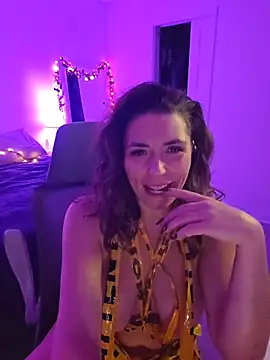 Ellie-L-Elizabeth online show from October 18, 4:48 am