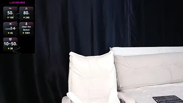 qianqian  online show from February 4, 11:27 am