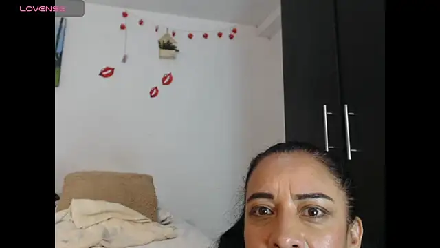 Snapshot of Dulce_Anita chatting on December 7, 11:18 am Dulce Anita online show from December 7, 11:18 am