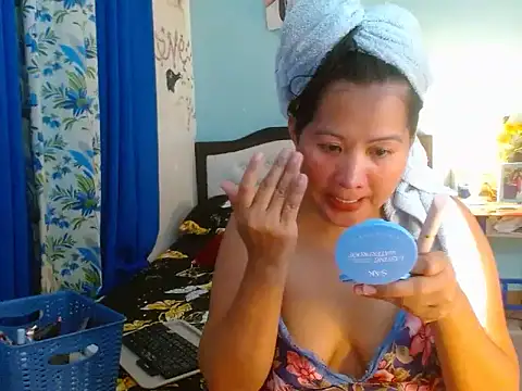 Snapshot of PearlOfAsia21 chatting on November 29, 12:57 am PearlOfAsia21 online show from November 29, 12:57 am