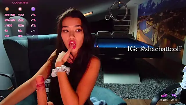 shachatteof online show from October 5, 8:23 am