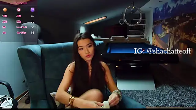 shachatteof online show from October 17, 8:39 am