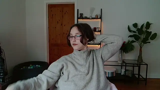 NaughtyRapunzel7 online show from December 6, 10:49 am