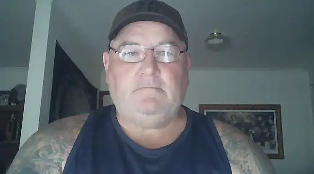 Snapshot of HOTANAL chatting on January 4, 7:13 am HOTANAL online show from January 4, 7:13 am