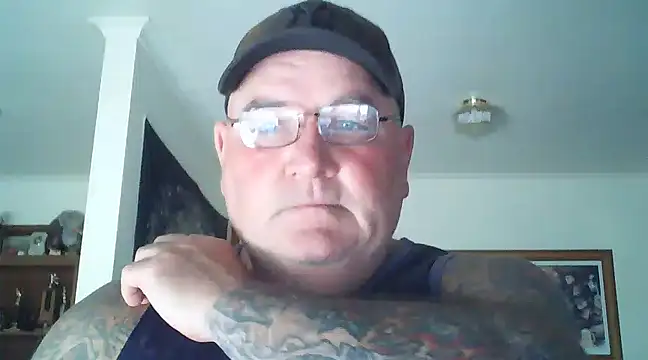 Snapshot of HOTANAL chatting on January 8, 4:02 am HOTANAL online show from January 8, 4:02 am