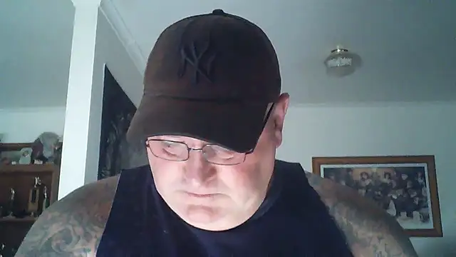 Snapshot of HOTANAL chatting on January 13, 7:00 am HOTANAL online show from January 13, 7:00 am