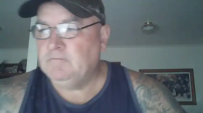 Snapshot of HOTANAL chatting on February 19, 12:57 am HOTANAL online show from February 19, 12:57 am