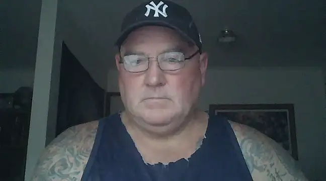 Snapshot of HOTANAL chatting on March 17, 7:35 am HOTANAL online show from March 17, 7:35 am