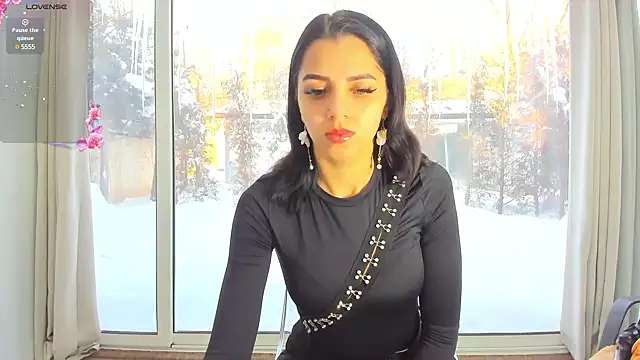 Snapshot of Sarabecker chatting on February 21, 8:29 am Sarabecker online show from February 21, 8:29 am